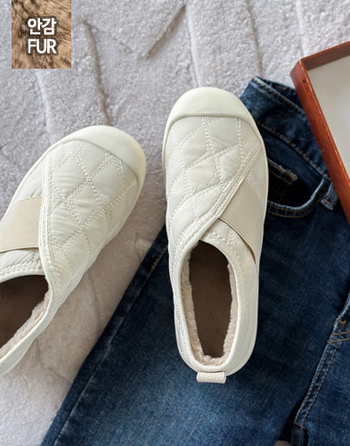 깔끔한 디자인의 워킹화 데일리 운동에 딱! (상품번호: KM-3378)