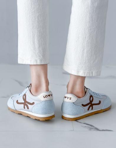 도시 무드 심플 스니커즈 감각적인 컬러감 (상품번호: UR-5216)